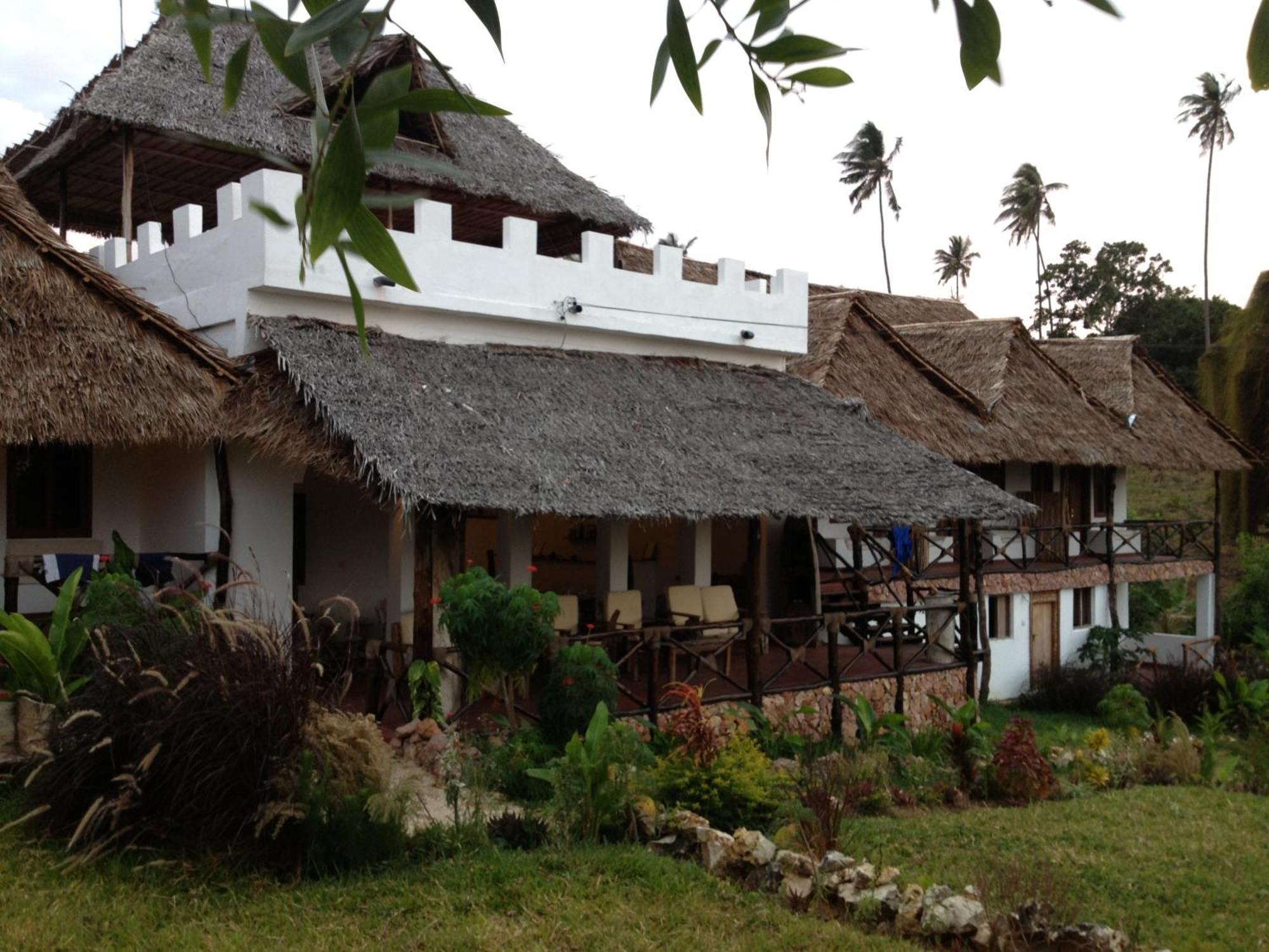 Emerald Bay Resort Kizungu Exteriör bild